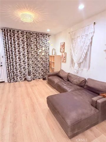 7599 Botany, Chino, CA 91708