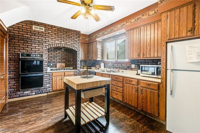 106 Neil Street, Niles, OH 44446