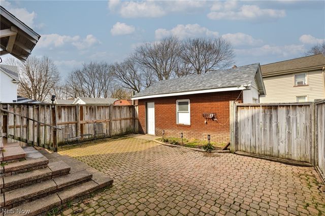 106 Neil Street, Niles, OH 44446