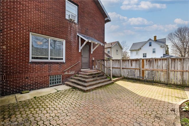 106 Neil Street, Niles, OH 44446