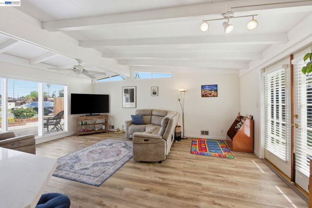 4756 Beechwood Ave, Fremont, CA 94536