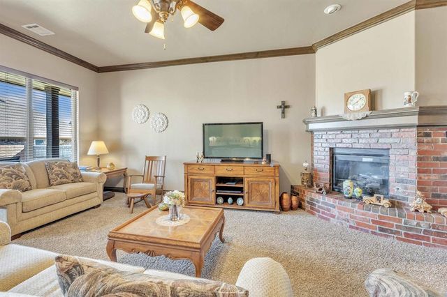 508 Old Home Place, Yukon, OK 73099