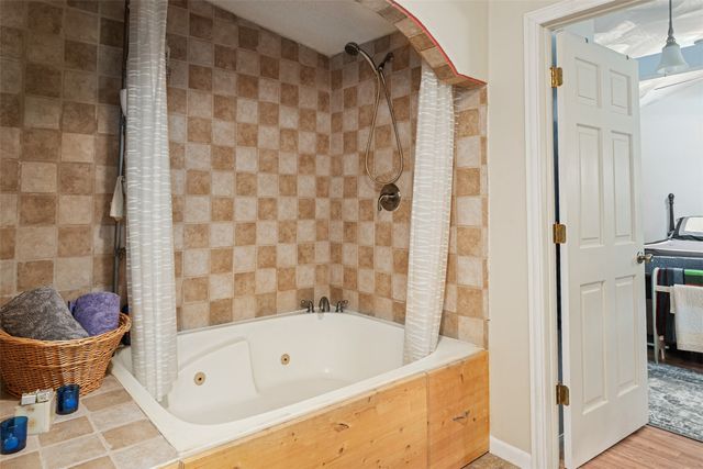 175 Kings Row, Malakoff, TX 75148