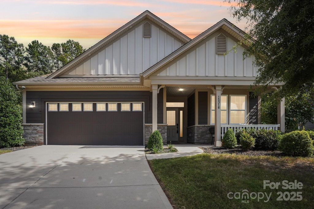 15316 Red Canoe Way, Charlotte, NC 28278