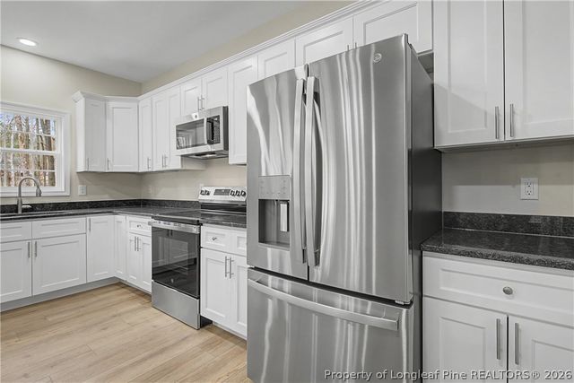 6827 Netherdale Drive, Fayetteville, NC 28314