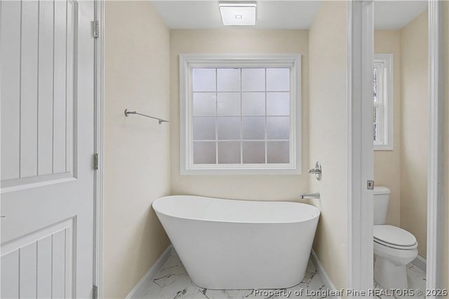 6827 Netherdale Drive, Fayetteville, NC 28314