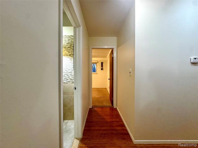 2868 Groves Drive, Sterling Heights, MI 48310