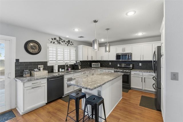 212 Stour Lane, Las Vegas, NV 89144