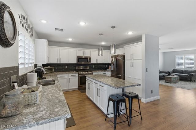 212 Stour Lane, Las Vegas, NV 89144