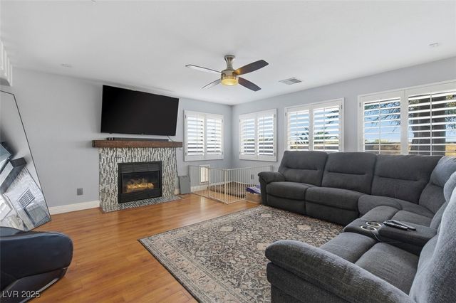 212 Stour Lane, Las Vegas, NV 89144