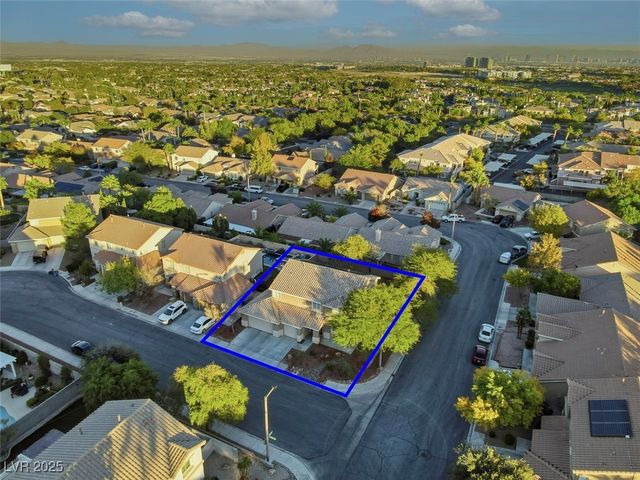 212 Stour Lane, Las Vegas, NV 89144