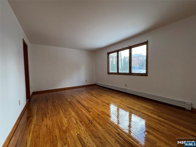 2463 2nd Street, Fort Lee, NJ 07024