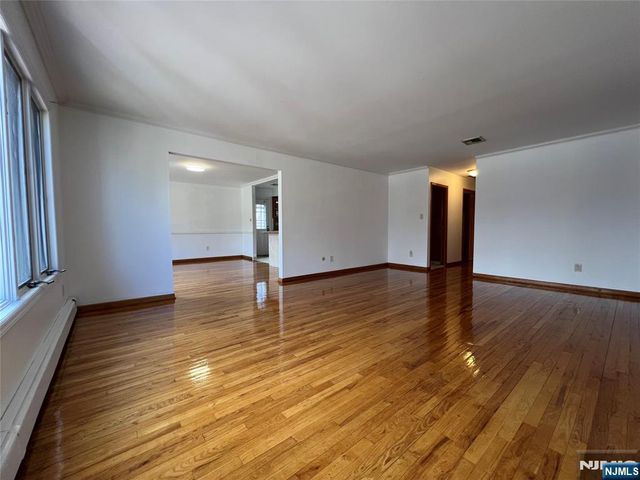 2463 2nd Street, Fort Lee, NJ 07024