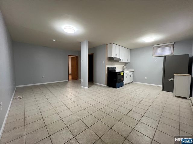 2463 2nd Street, Fort Lee, NJ 07024