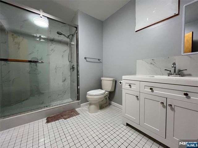 2463 2nd Street, Fort Lee, NJ 07024