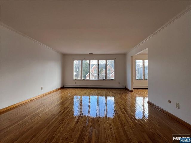 2463 2nd Street, Fort Lee, NJ 07024