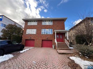 2463 2nd Street, Fort Lee, NJ 07024