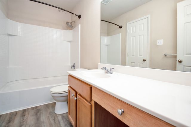 2412 Clairborne Drive, Fort Worth, TX 76177