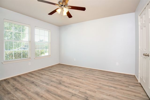 2412 Clairborne Drive, Fort Worth, TX 76177