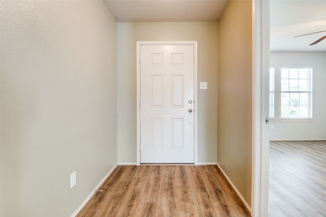 2412 Clairborne Drive, Fort Worth, TX 76177