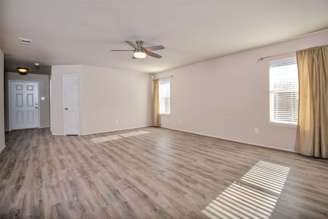 2412 Clairborne Drive, Fort Worth, TX 76177
