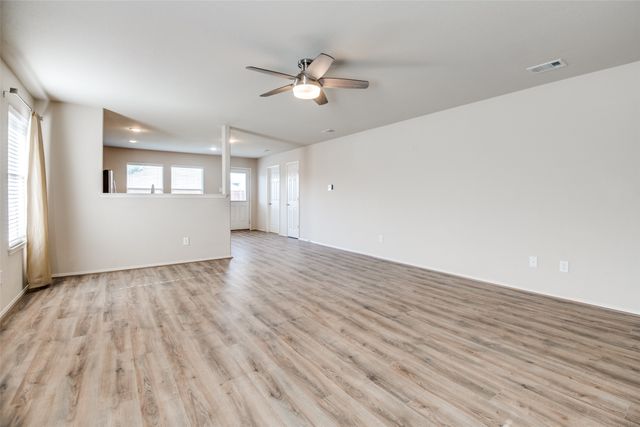 2412 Clairborne Drive, Fort Worth, TX 76177