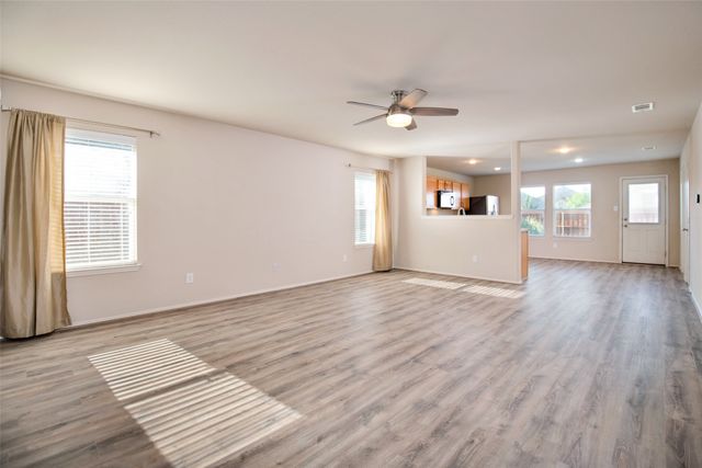 2412 Clairborne Drive, Fort Worth, TX 76177