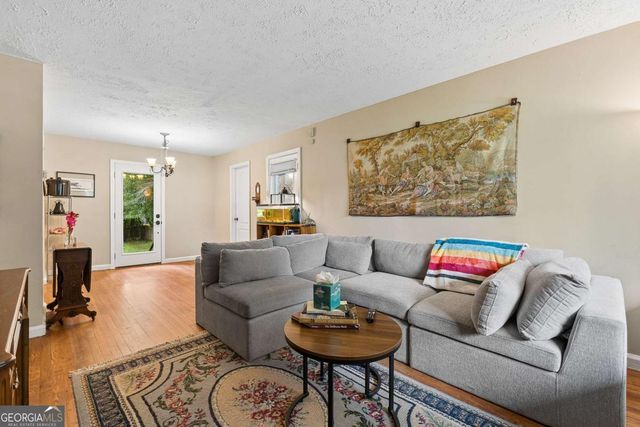 2089 Barbara Lane, Decatur, GA 30032