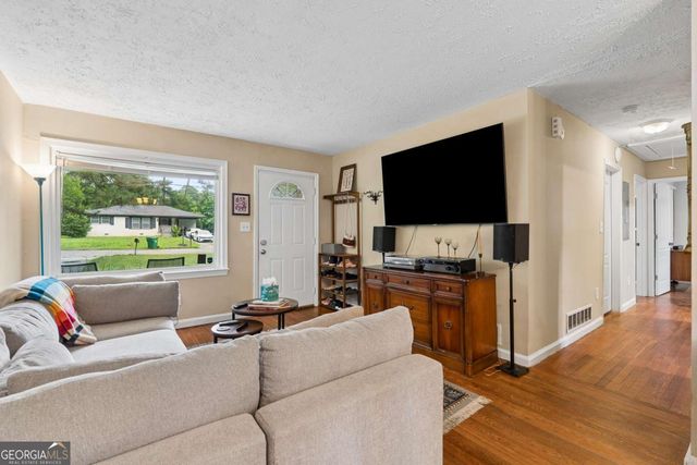 2089 Barbara Lane, Decatur, GA 30032