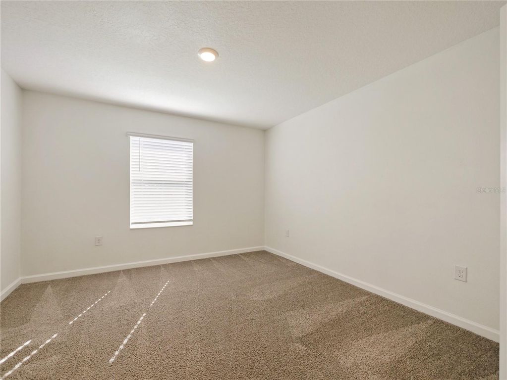 Image 18 of property listing at 3109 AQUA VIRGO LOOP 52, Orlando, FL 32837