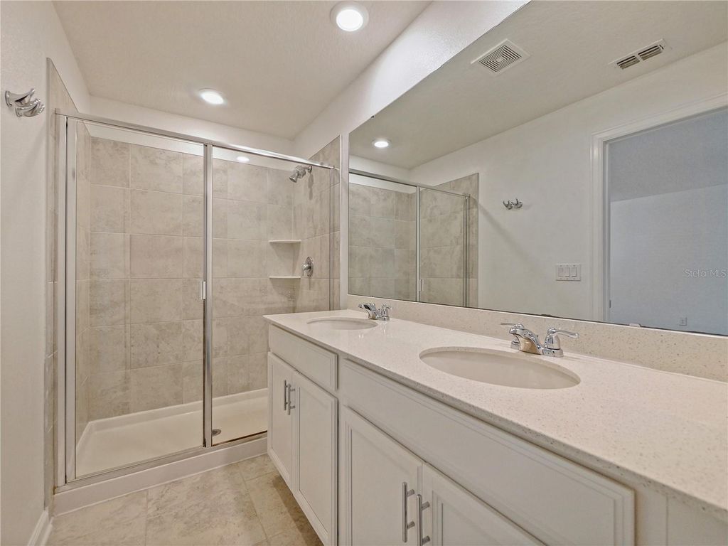 Image 27 of property listing at 3109 AQUA VIRGO LOOP 52, Orlando, FL 32837