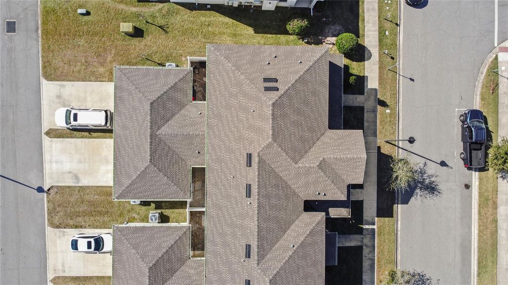 Image 35 of property listing at 3109 AQUA VIRGO LOOP 52, Orlando, FL 32837