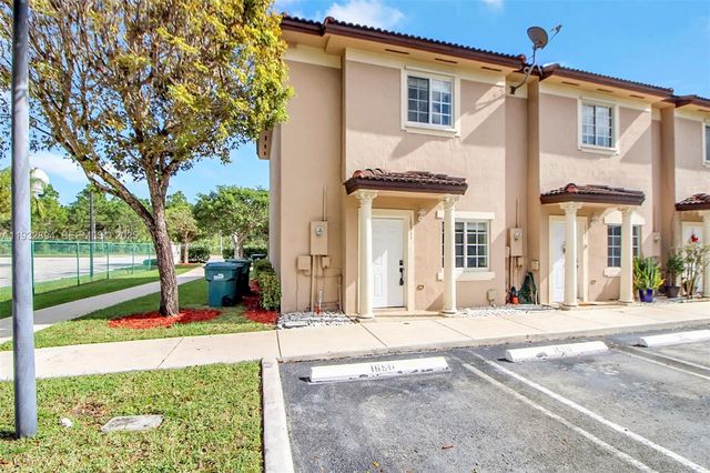 16911 SW 137th Ct, Miami, FL 33177
