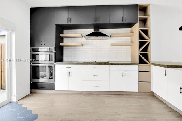 16911 SW 137th Ct, Miami, FL 33177