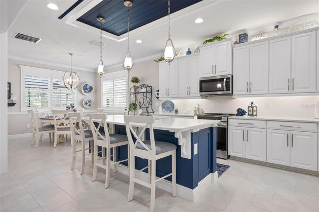 11550 TAPESTRY LANE, Venice, FL 34293