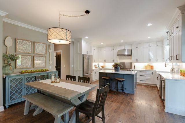 843 Ridgetop Dr, Mount Juliet, TN 37122