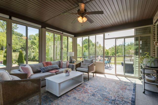 843 Ridgetop Dr, Mount Juliet, TN 37122