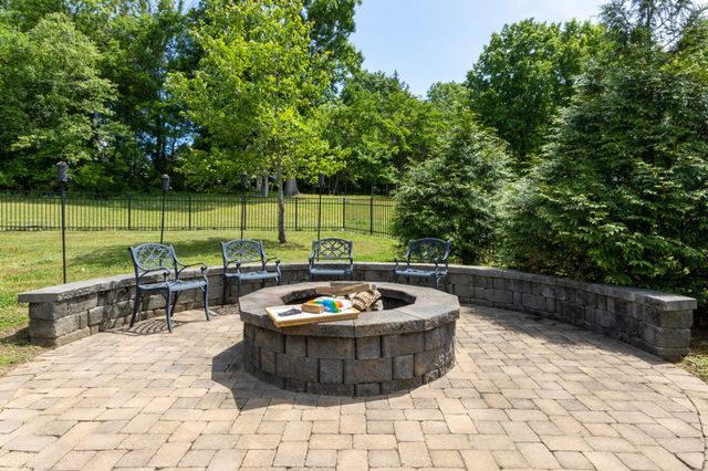 843 Ridgetop Dr, Mount Juliet, TN 37122