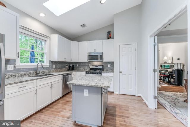 5715 FLAGLER DR, Centreville, VA 20120