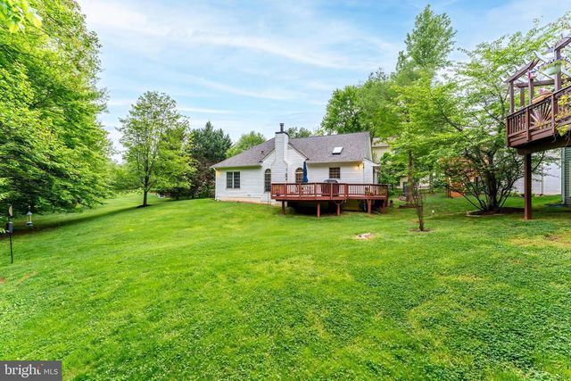 5715 FLAGLER DR, Centreville, VA 20120