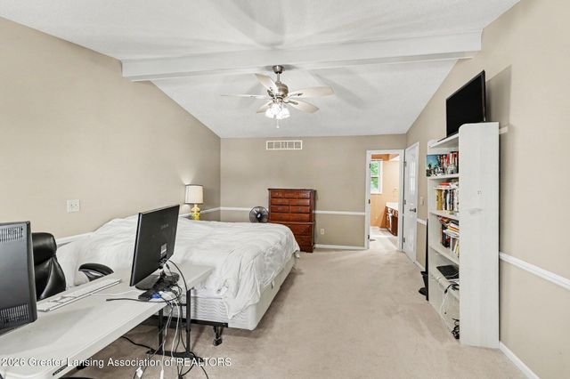 5836 Wood Valley Drive, Haslett, MI 48840