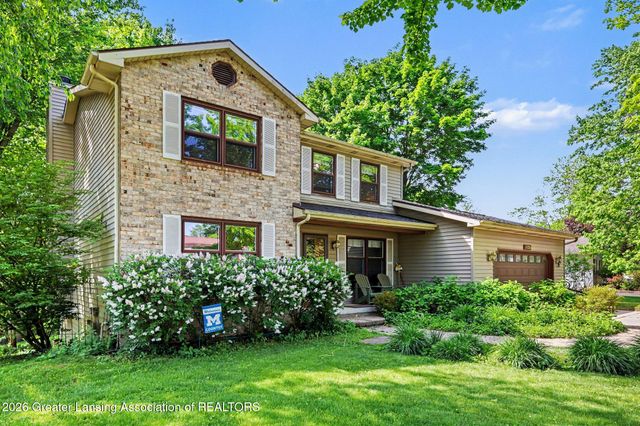 5836 Wood Valley Drive, Haslett, MI 48840