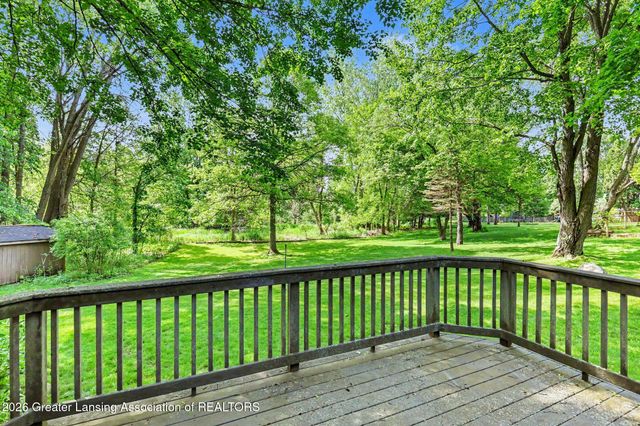 5836 Wood Valley Drive, Haslett, MI 48840