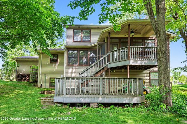 5836 Wood Valley Drive, Haslett, MI 48840