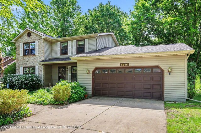 5836 Wood Valley Drive, Haslett, MI 48840