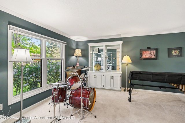 5836 Wood Valley Drive, Haslett, MI 48840