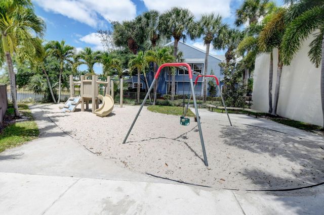 5415 GRAND PARK Place, Boca Raton, FL 33486