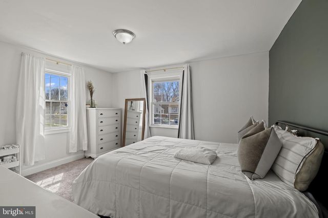 1011 ELMWOOD AVE, Blackwood, NJ 08012