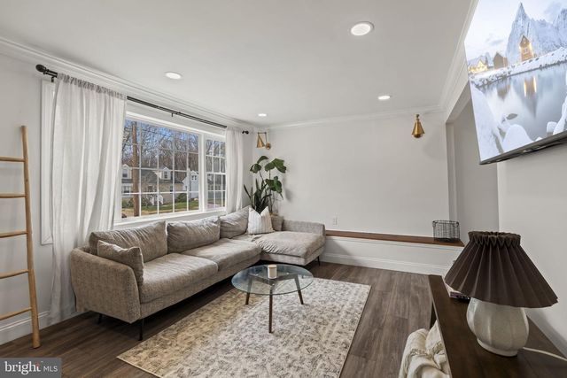 1011 ELMWOOD AVE, Blackwood, NJ 08012