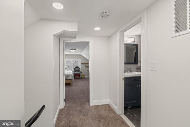 1011 ELMWOOD AVE, Blackwood, NJ 08012